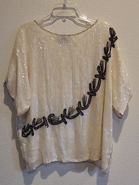 J.L.B. SILK Ivory Sequin Embellished Women's Top w/Black Beaded Accent Size 2x